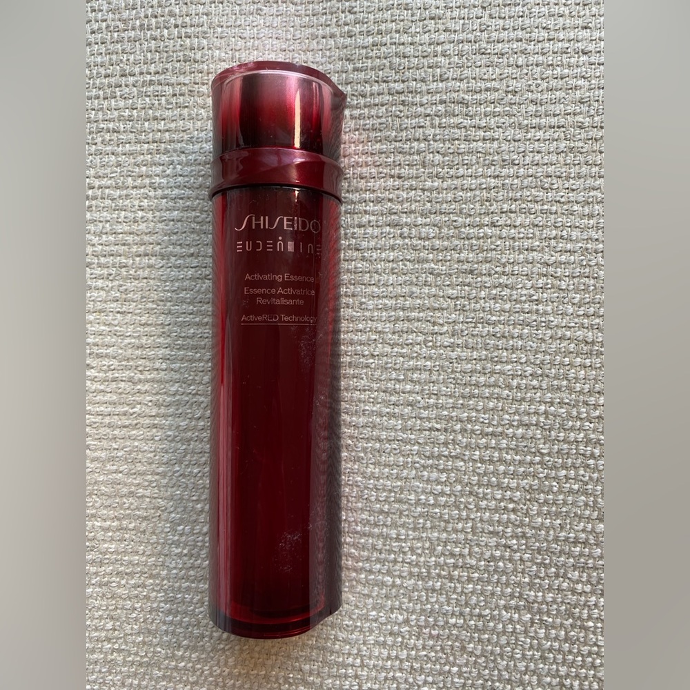 Shiseido Activating essence + extra refill